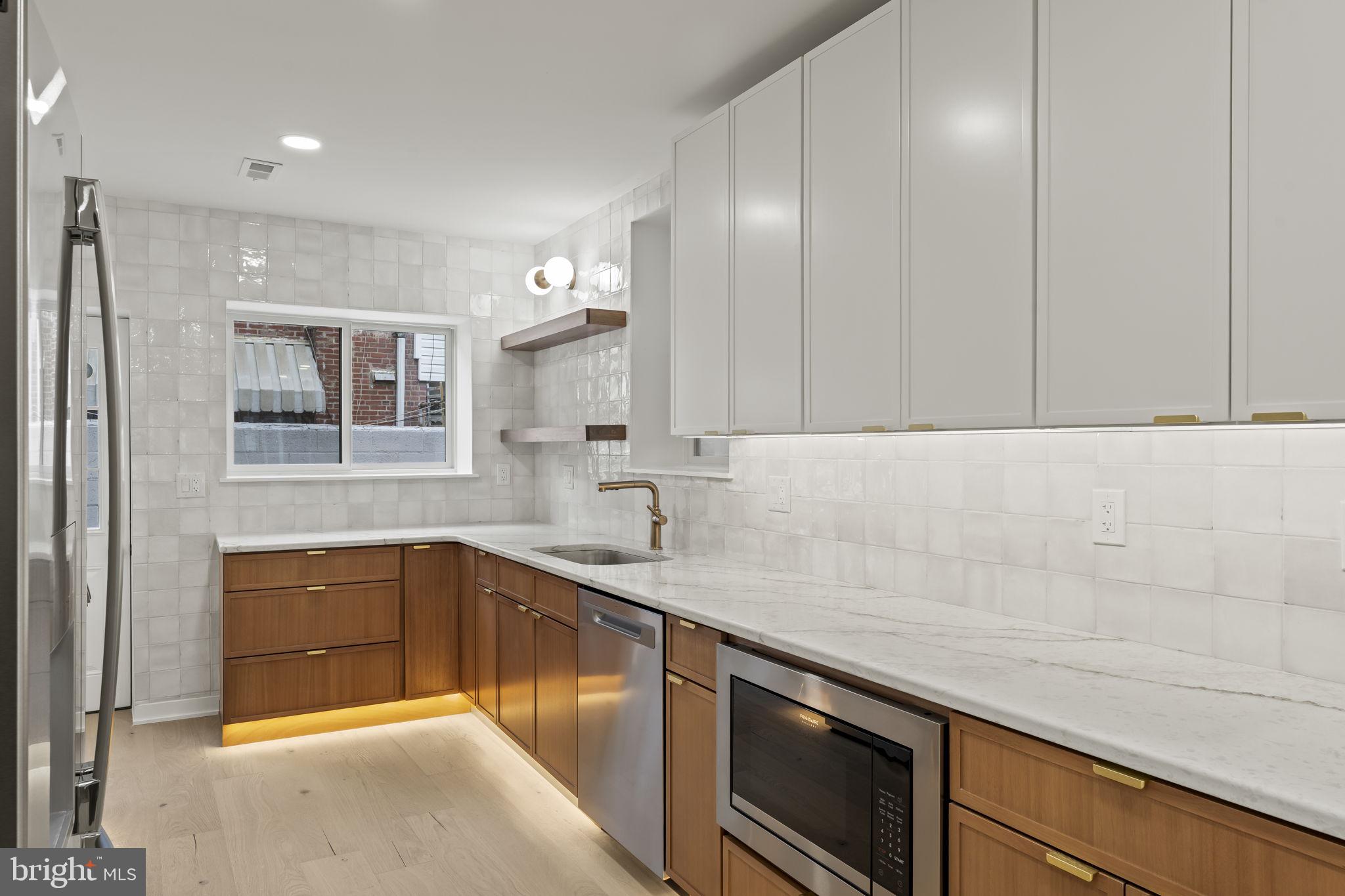 EAST PASSYUNK CROSSING - Residential