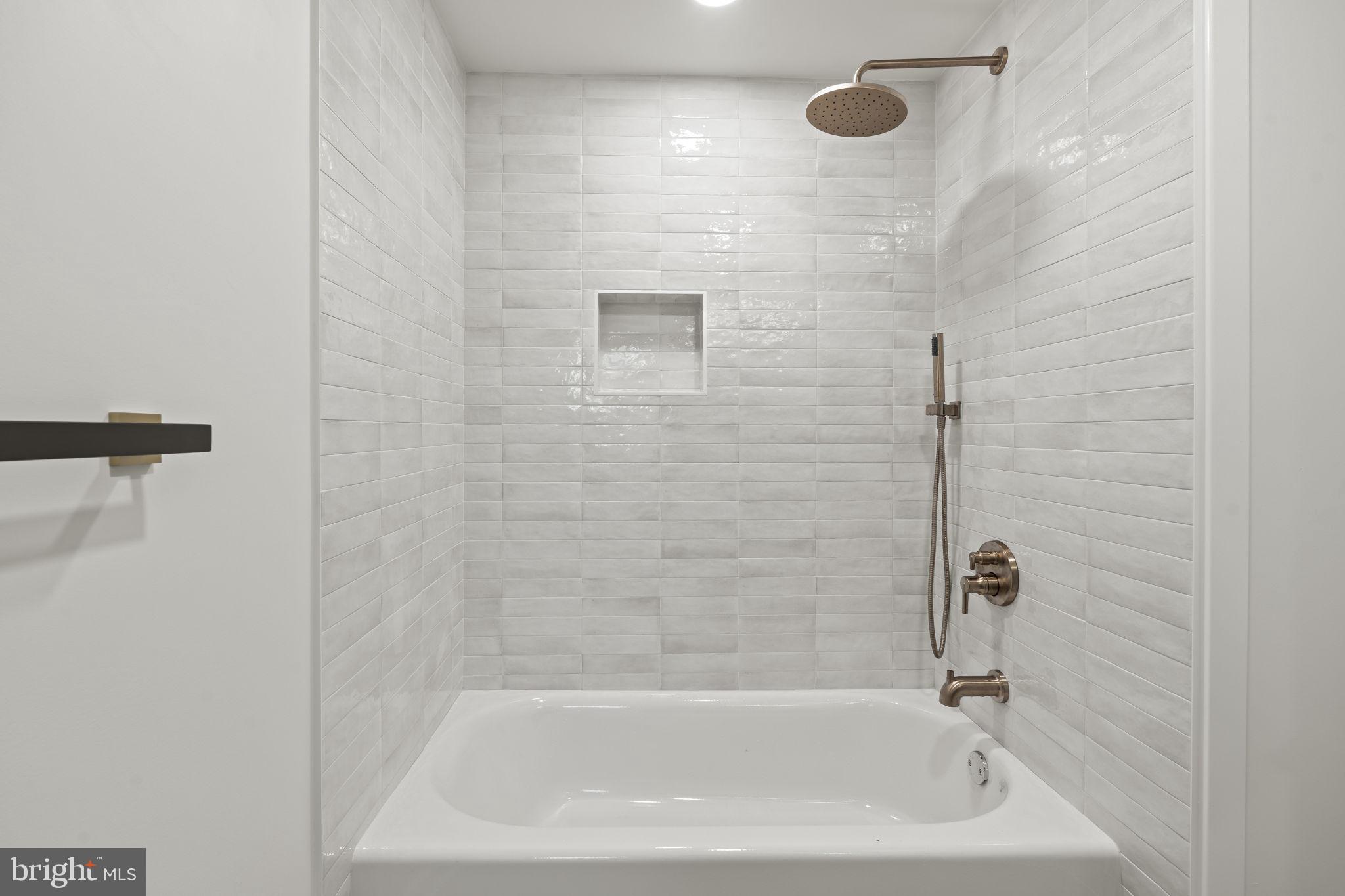 EAST PASSYUNK CROSSING - Residential