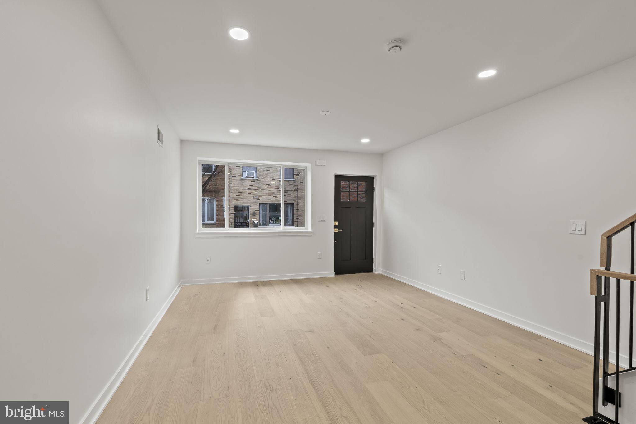 EAST PASSYUNK CROSSING - Residential