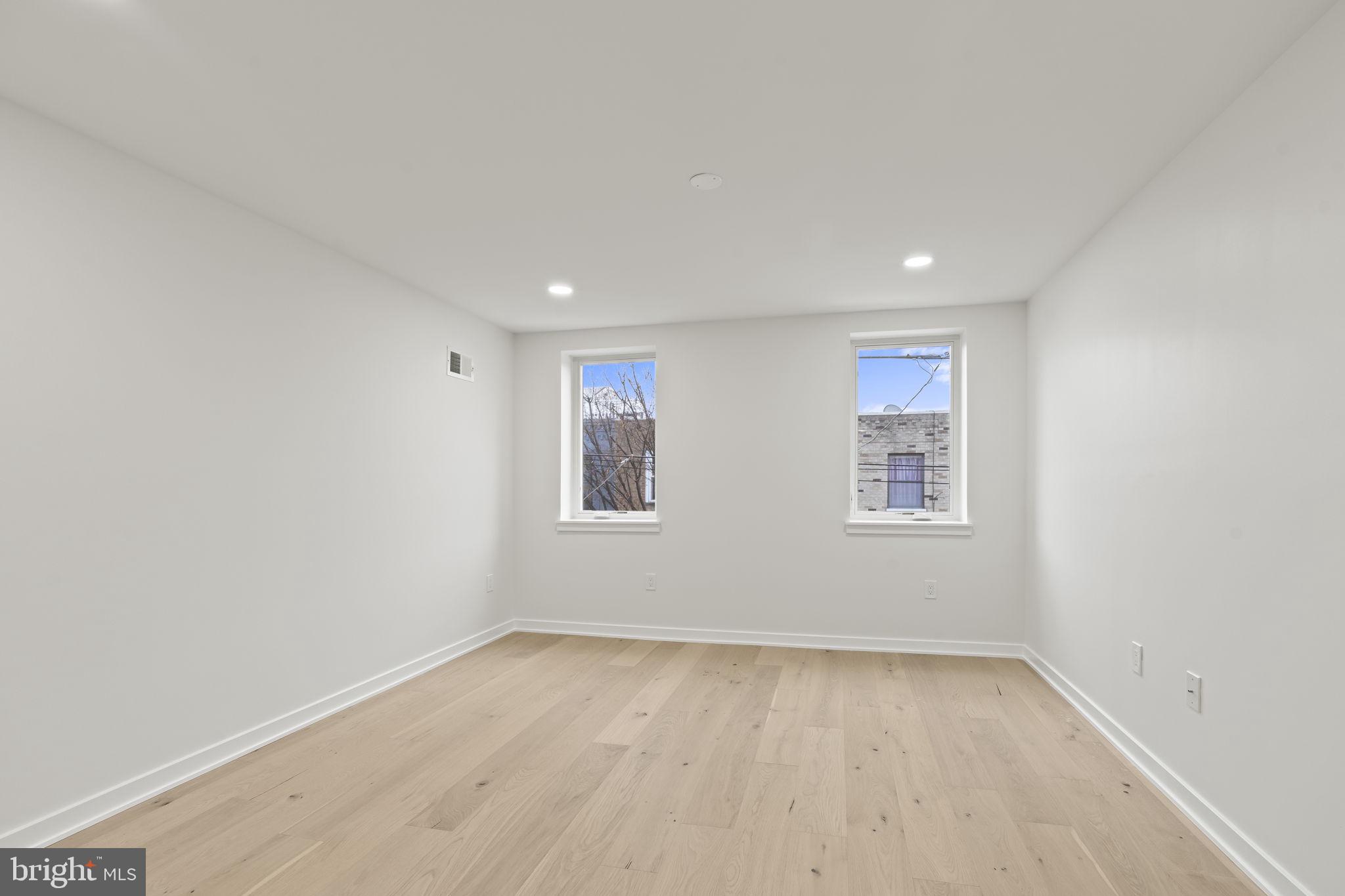 EAST PASSYUNK CROSSING - Residential