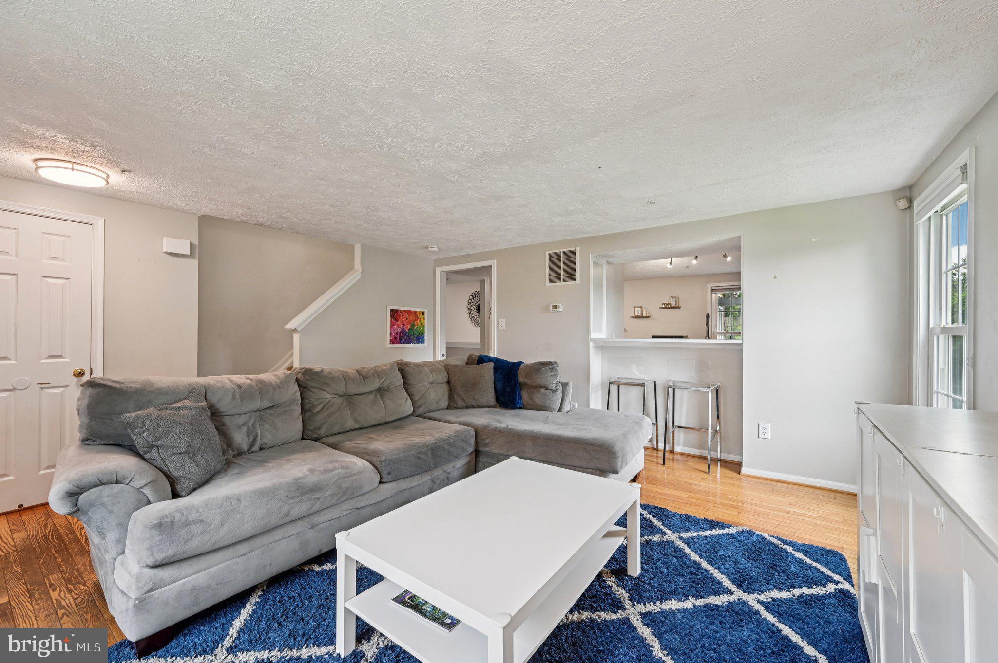 8924 OXLEY FOREST COURT