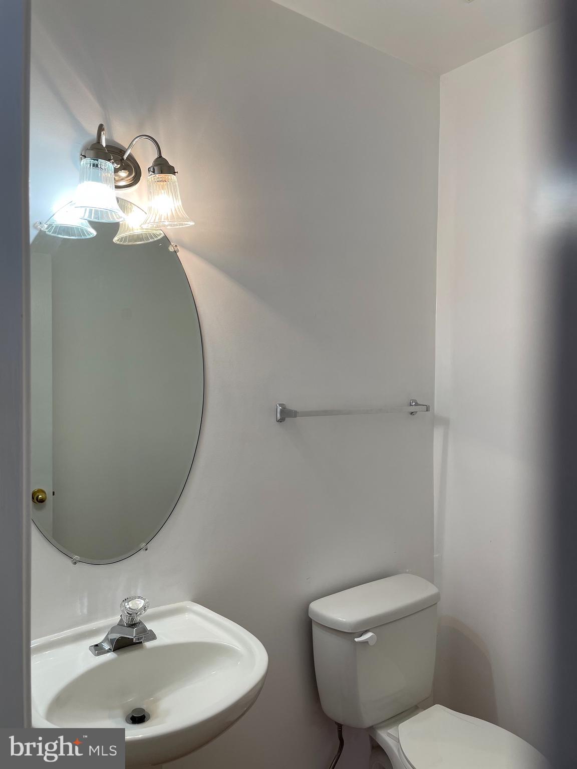 RIDGELEIGH - Residential Lease