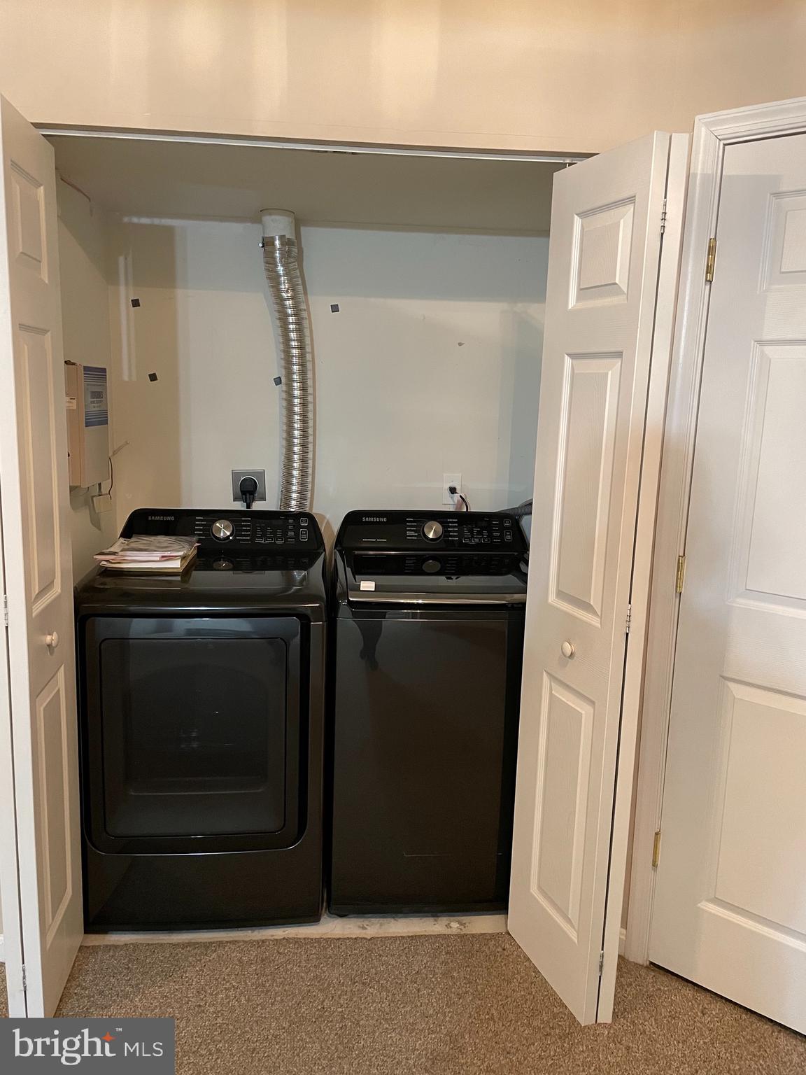 RIDGELEIGH - Residential Lease