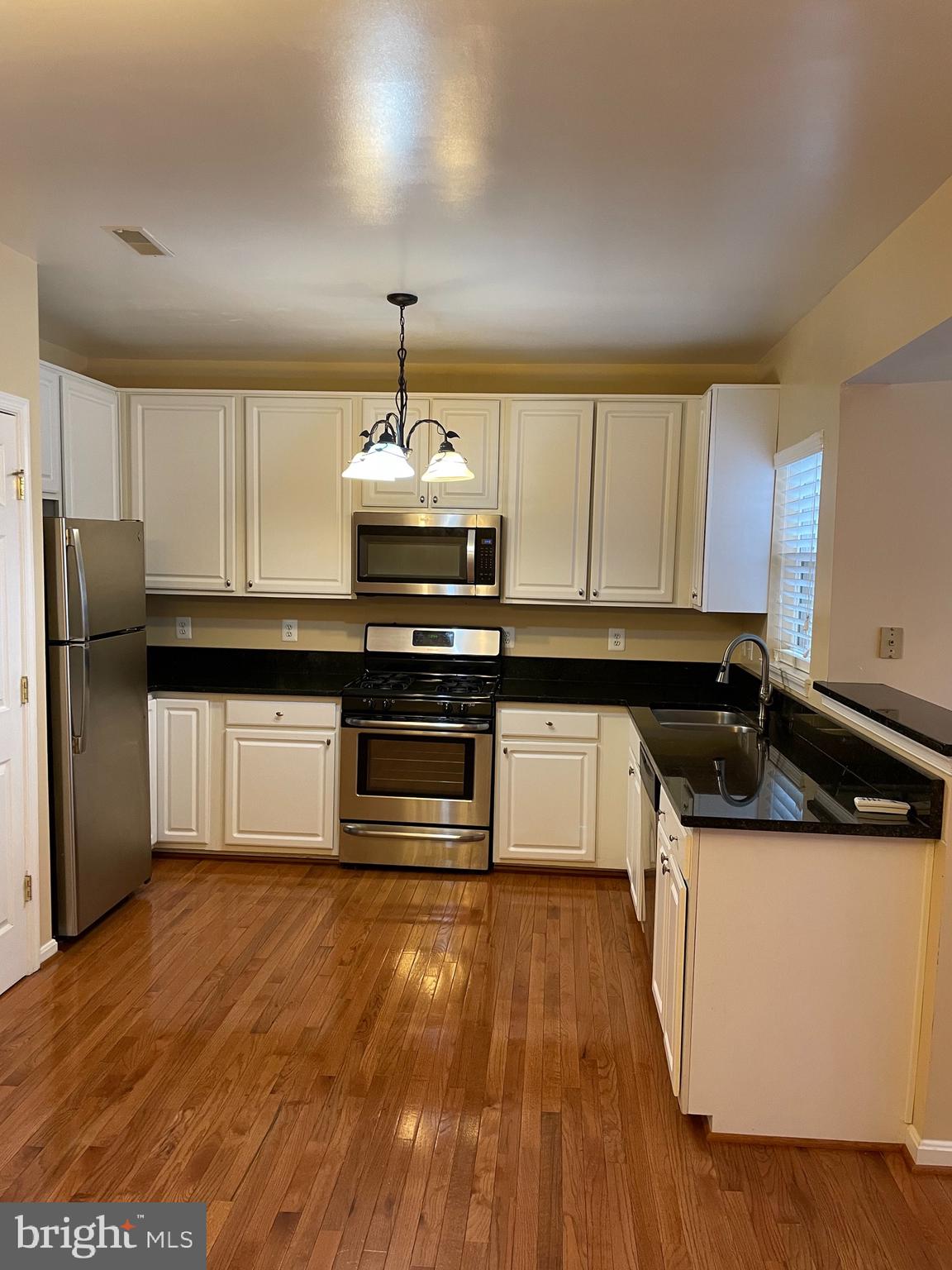 RIDGELEIGH - Residential Lease