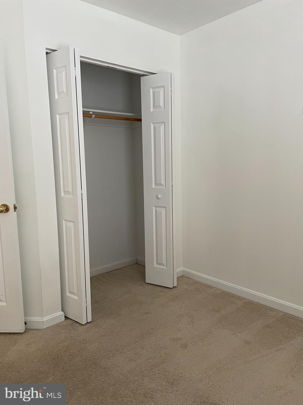 RIDGELEIGH - Residential Lease