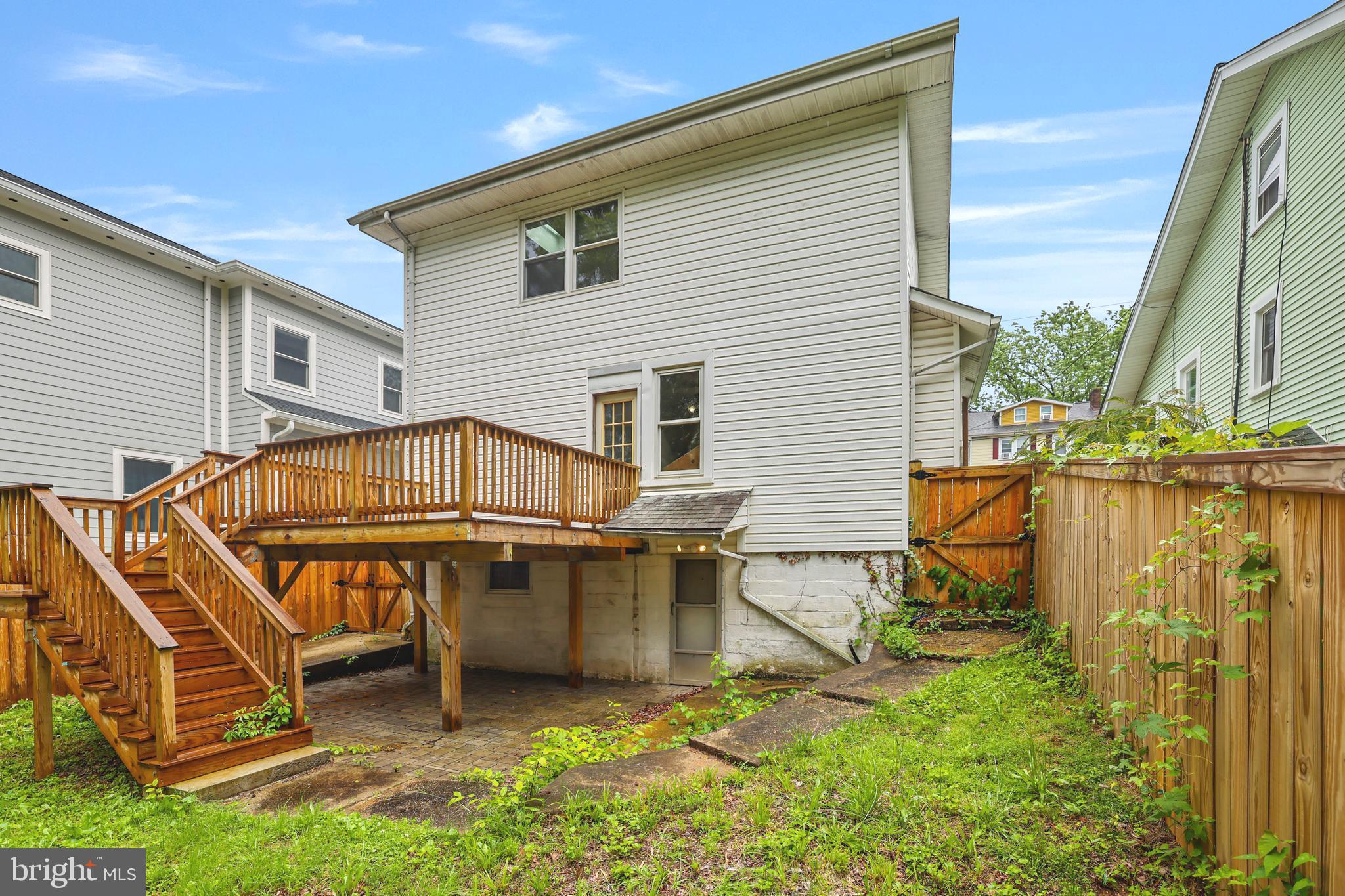 HYATTSVILLE HILLS - Residential