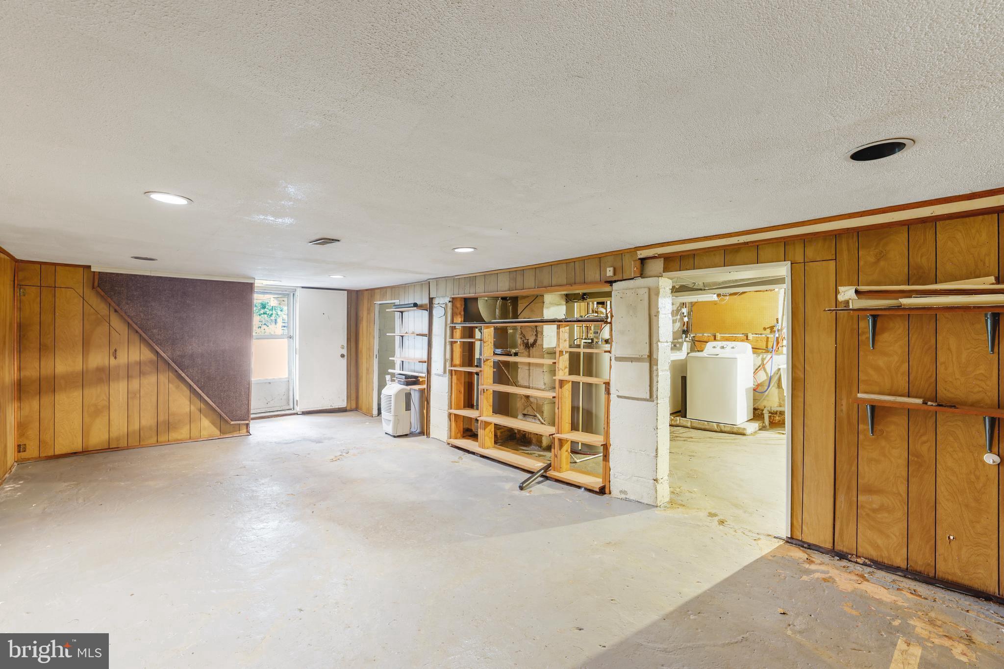 HYATTSVILLE HILLS - Residential