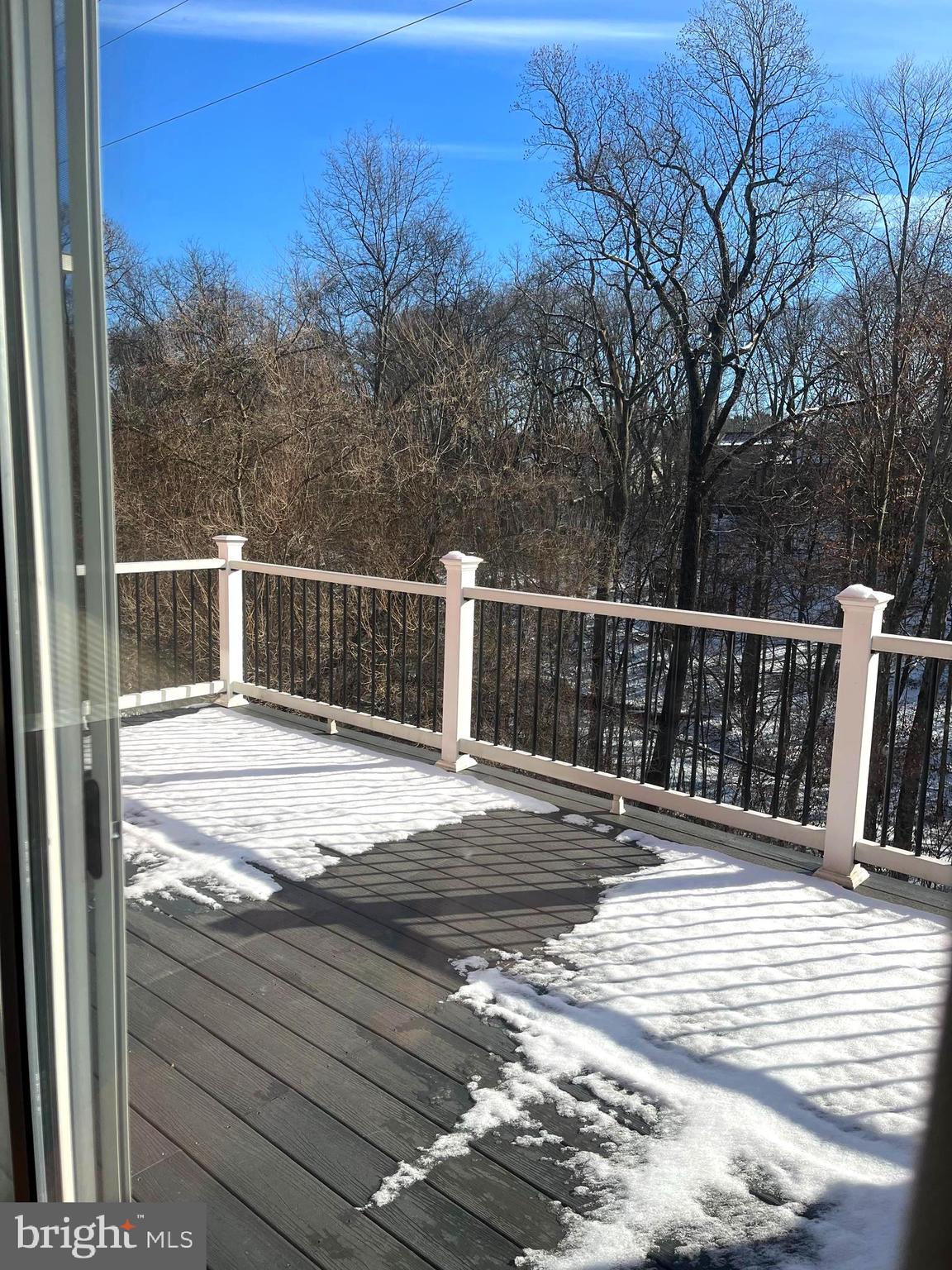 BEAUMONT SQUARE - Residential Lease