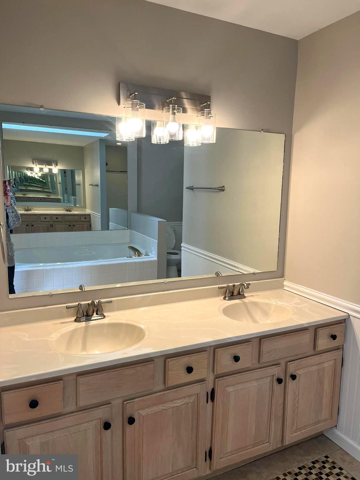 BEAUMONT SQUARE - Residential Lease