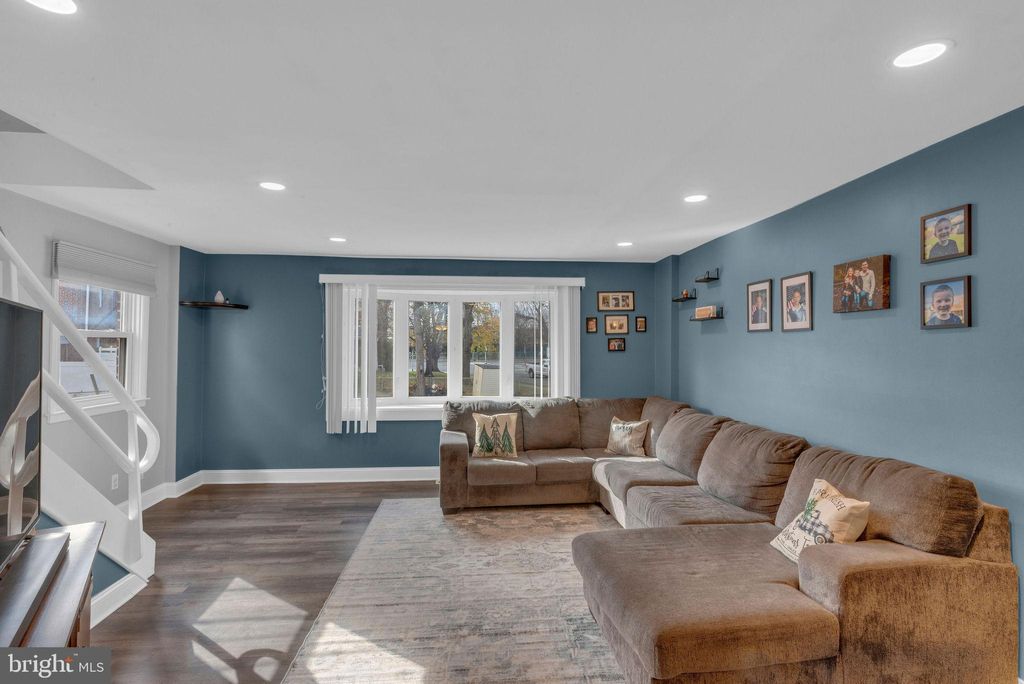 Photo of 1402 Hemlock Place, PHILADELPHIA, PA 19116 (MLS # PAPH2554416)