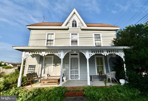 Homes For Sale - 407 Main Street<br/> SHARPTOWN, MD 21861