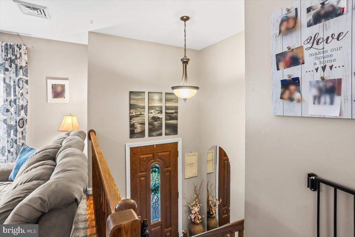 SHERWOOD FOREST - Residential