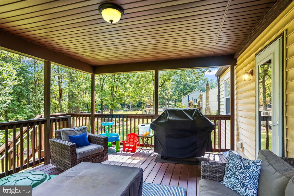 SHERWOOD FOREST - Residential