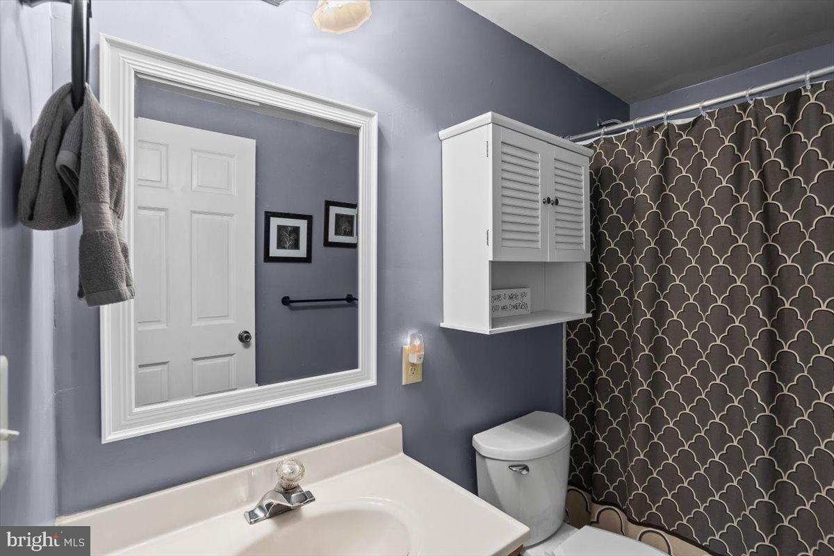 SHERWOOD FOREST - Residential