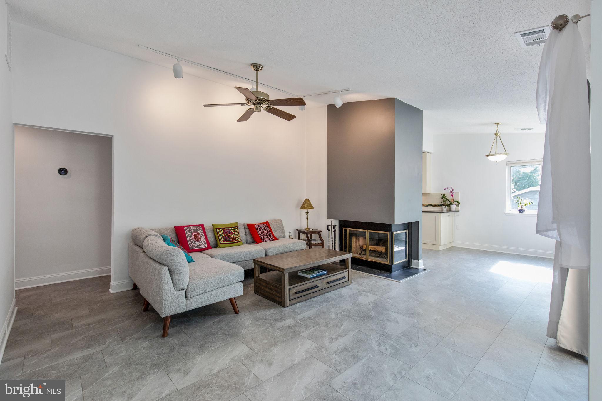 VILLARIDGE - Residential Lease