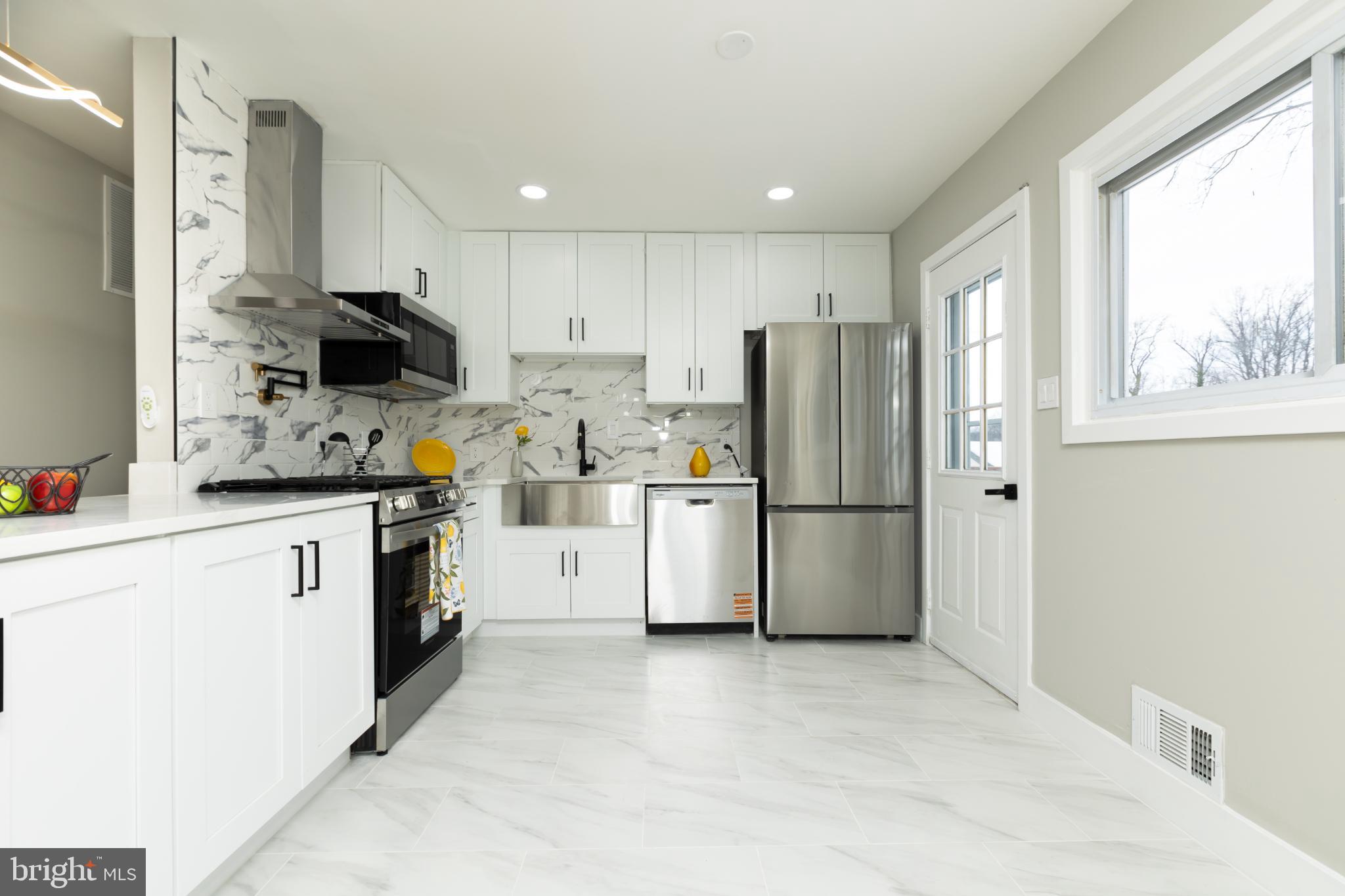 ASPEN HILL - Residential