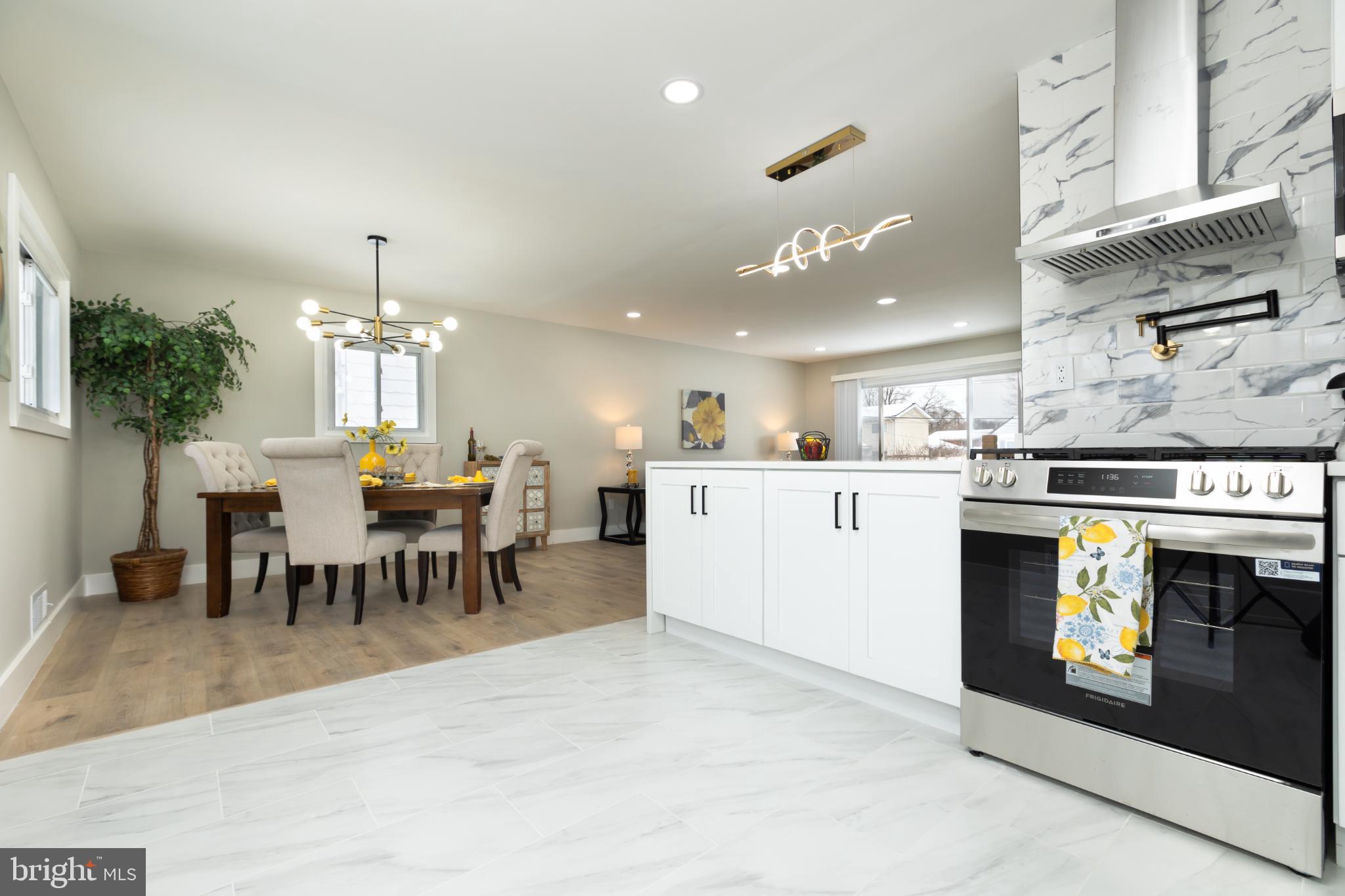 ASPEN HILL - Residential