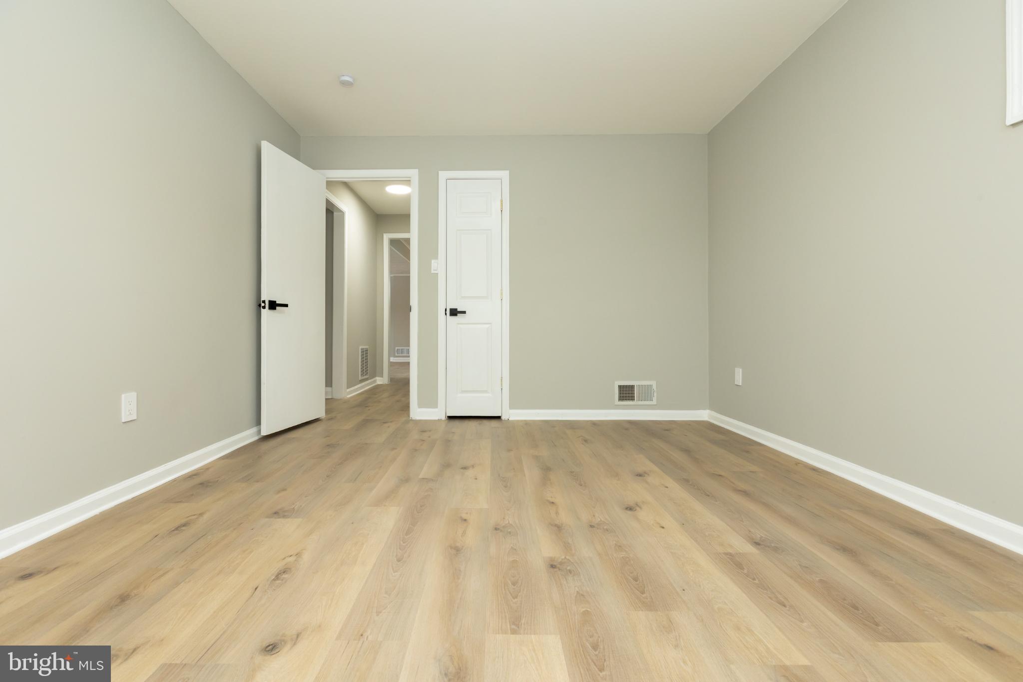 ASPEN HILL - Residential