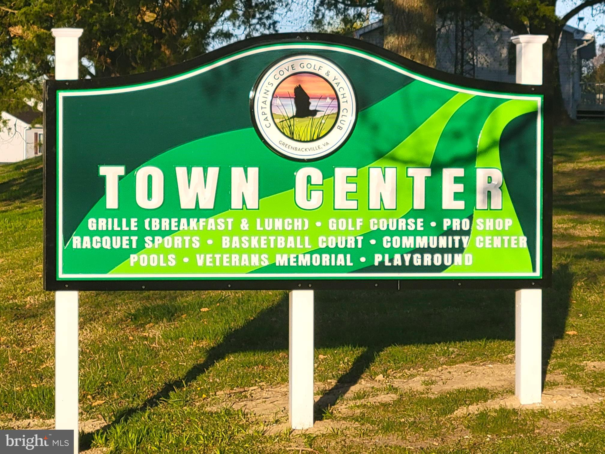 CAPTAIN'S COVE - Residential