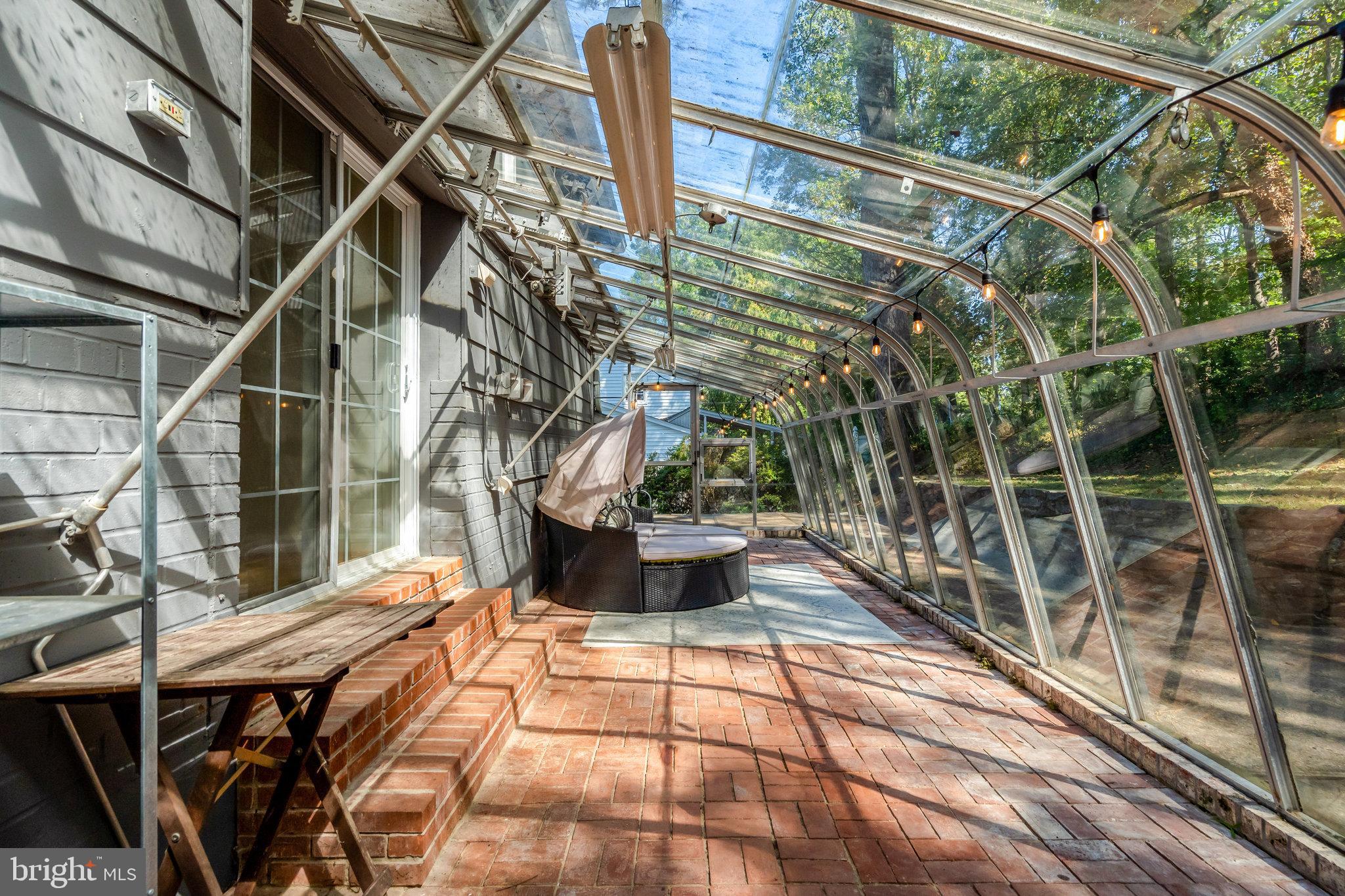 ORANGE HUNT ESTATES - Residential Lease