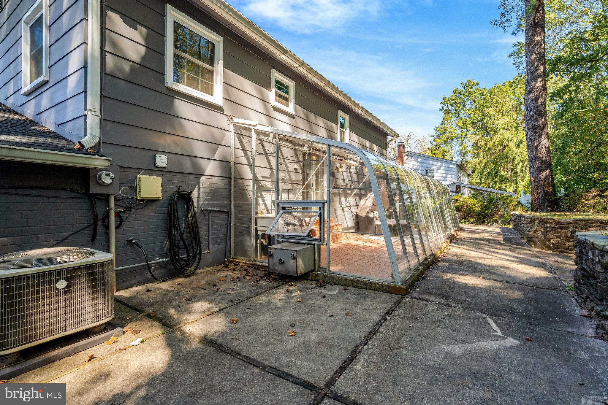 ORANGE HUNT ESTATES - Residential Lease