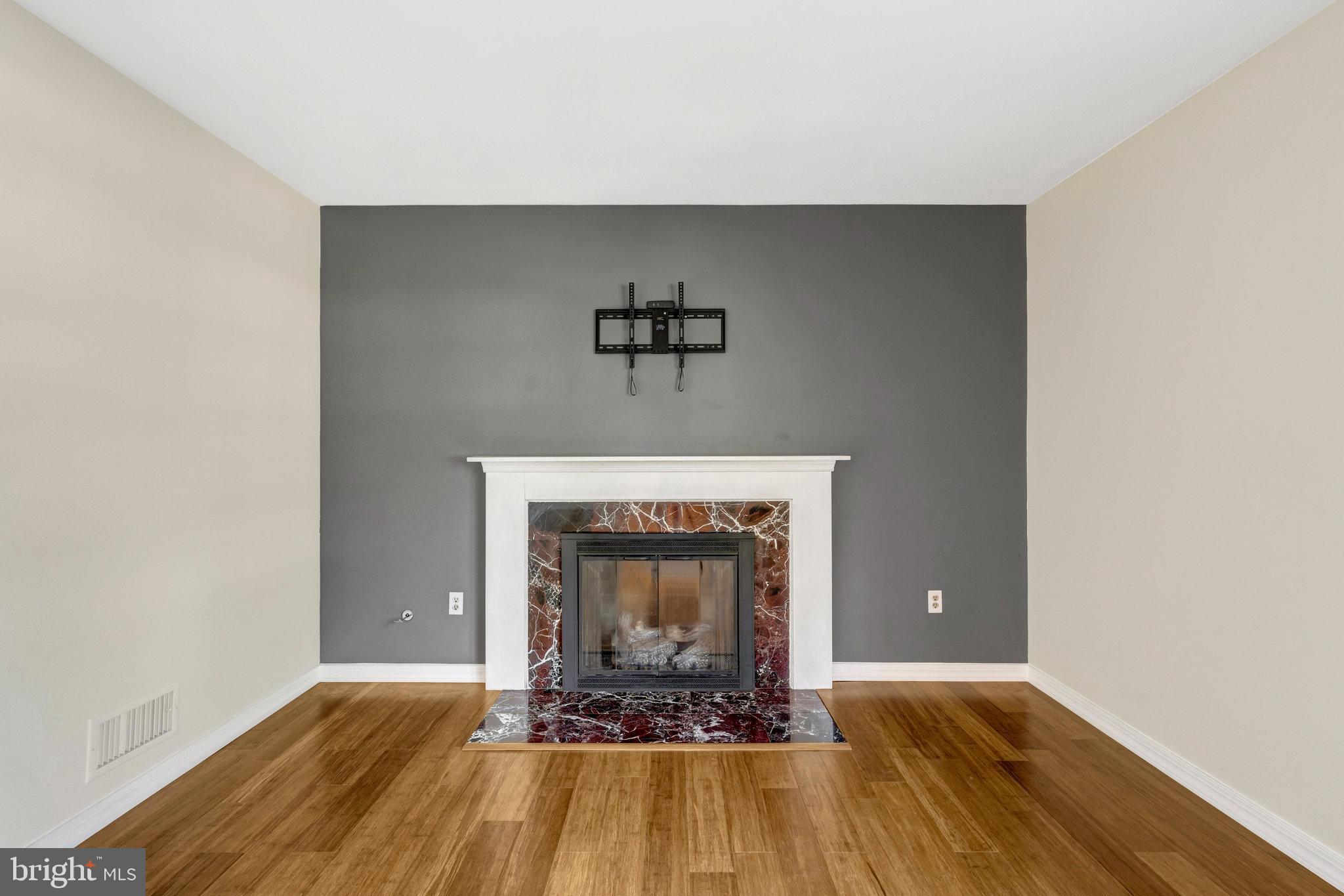 ORANGE HUNT ESTATES - Residential Lease