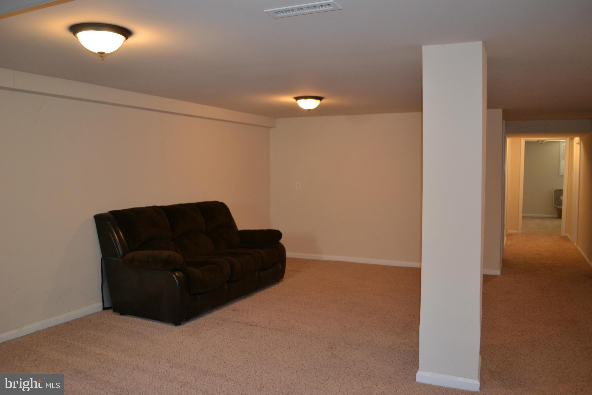 OAKRIDGE / COUNTRY RIDGE - Residential