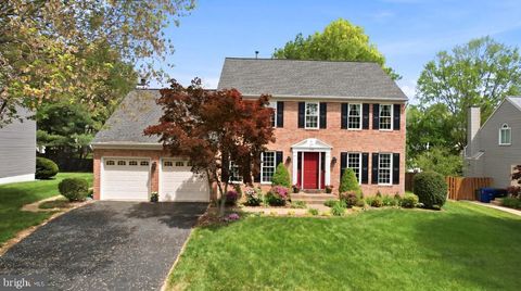 Photo of 210 Foxborough Drive SW, LEESBURG, VA 20175 (MLS # VALO2120792)