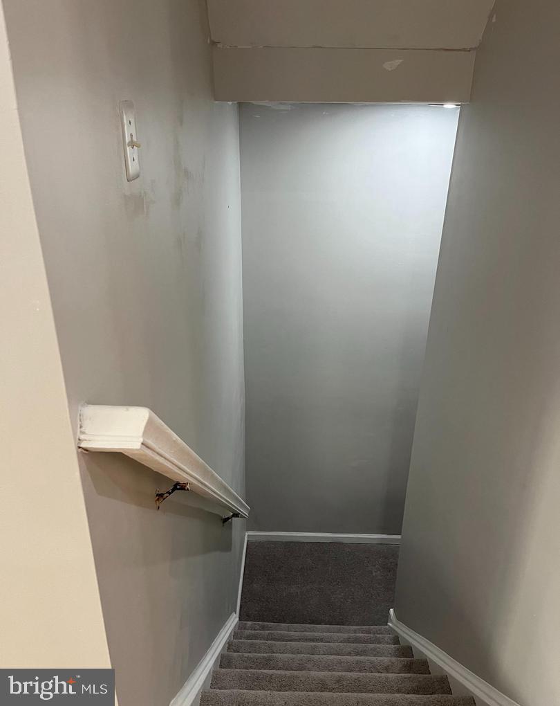 LORTON TOWN CNTR LANDBAY - Residential