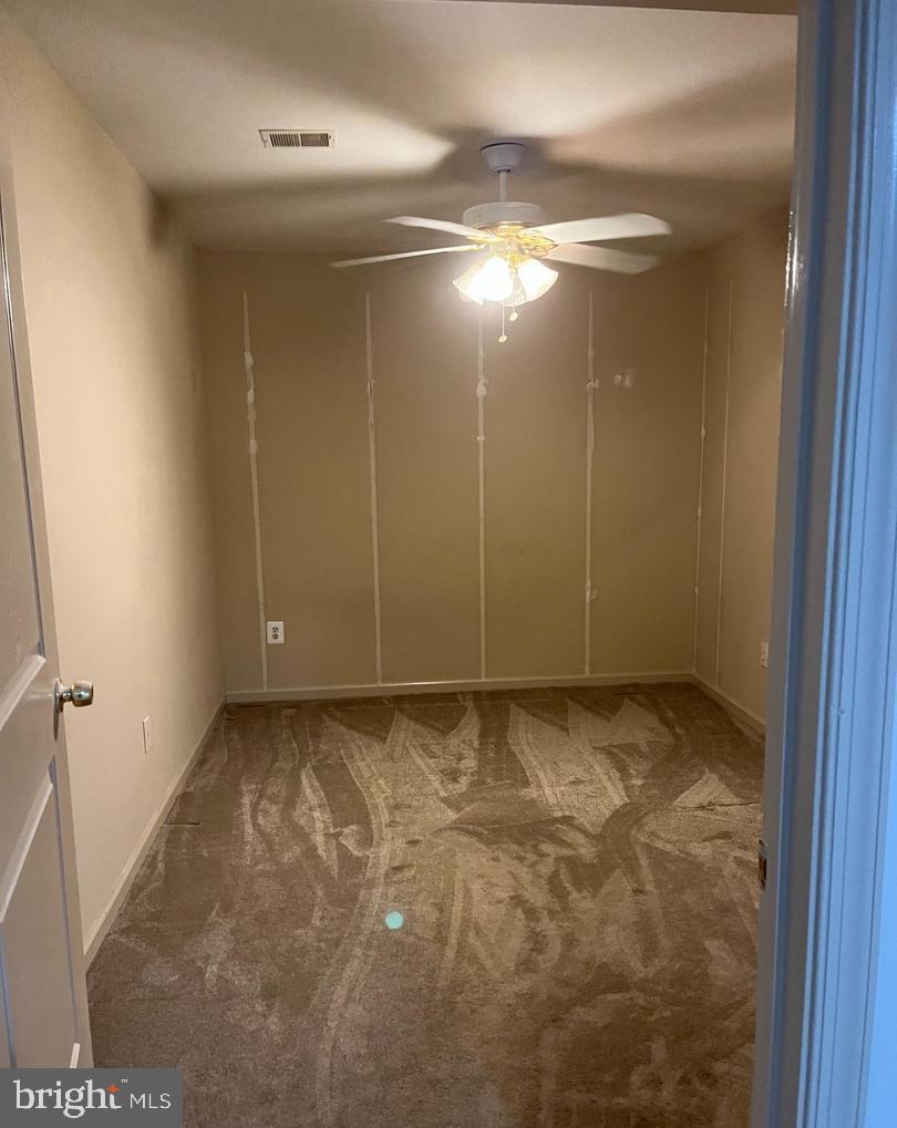 LORTON TOWN CNTR LANDBAY - Residential