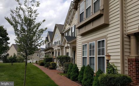 9163 STONE GARDEN LORTON VA 22079