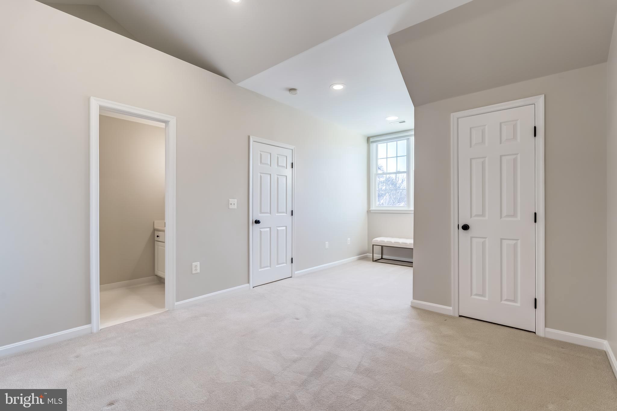 KEYS CROSSING - Residential