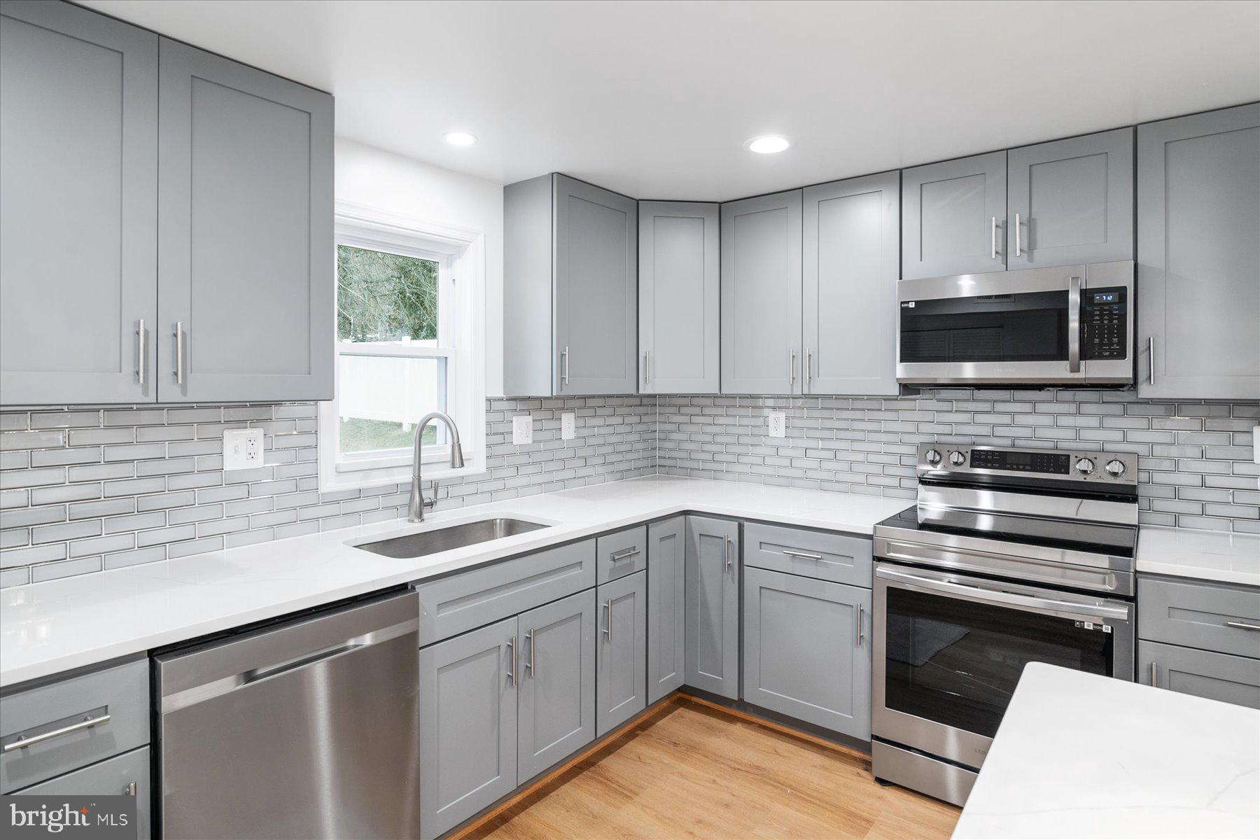 PALMER PARK - Residential