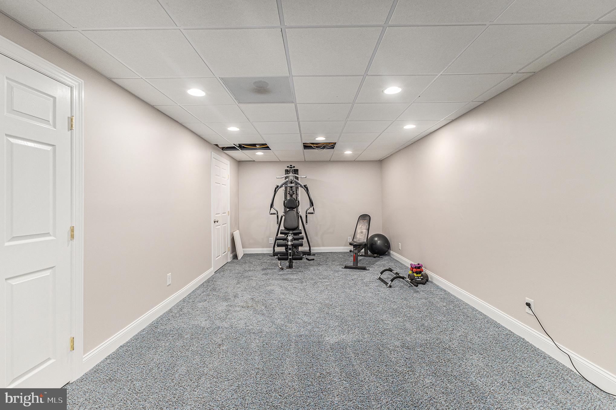 WHITE CLAY GLEN - Residential