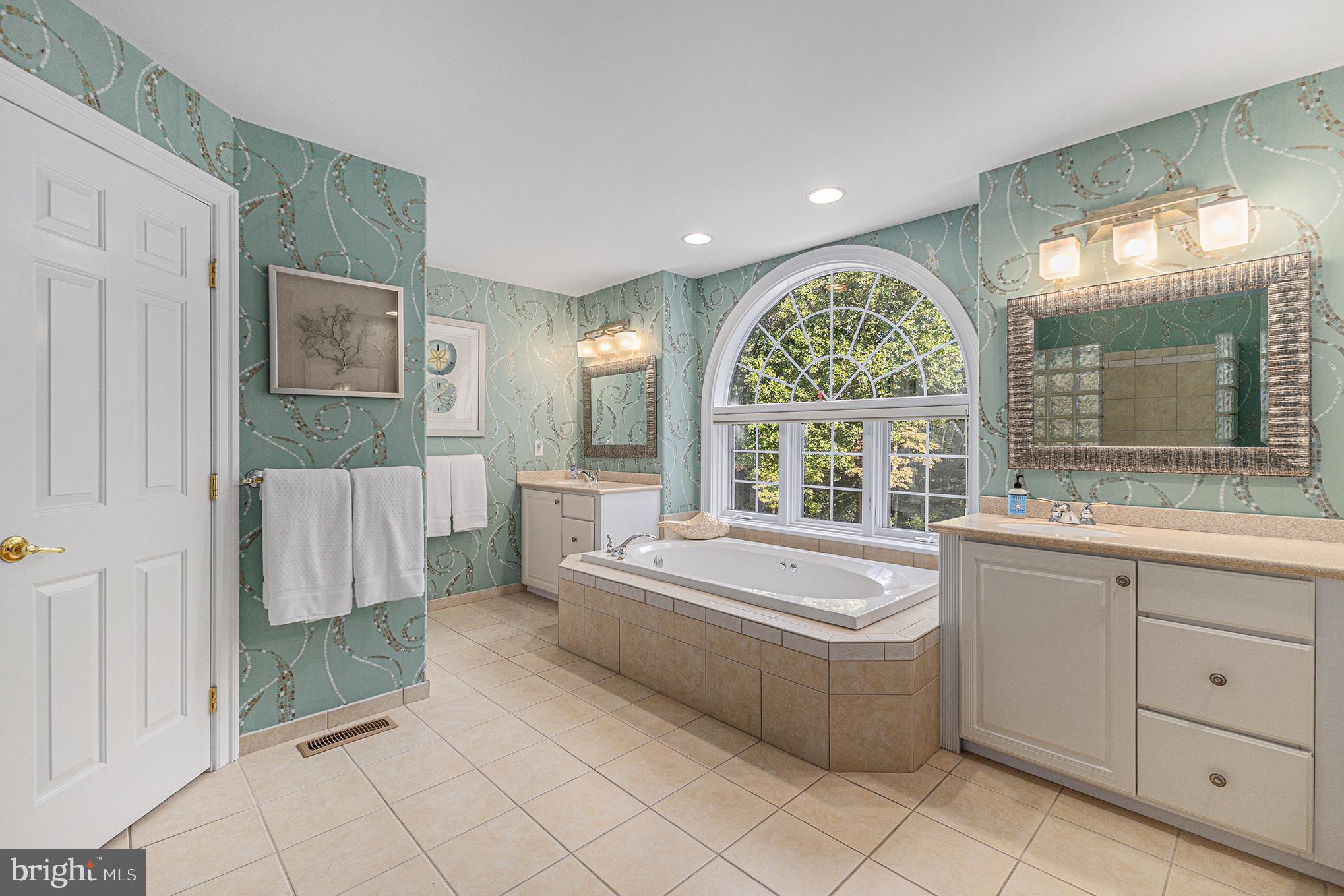 WHITE CLAY GLEN - Residential