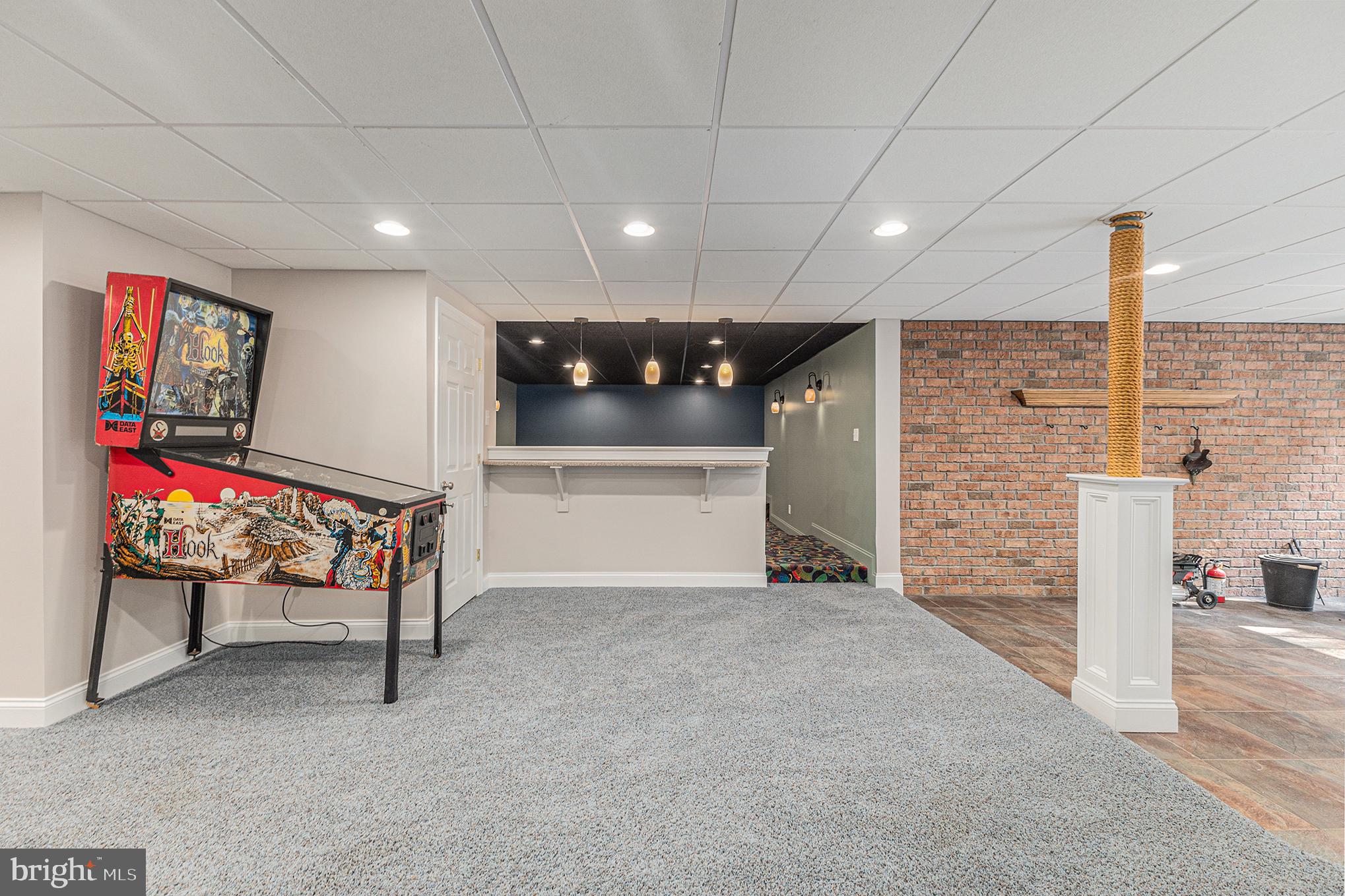 WHITE CLAY GLEN - Residential