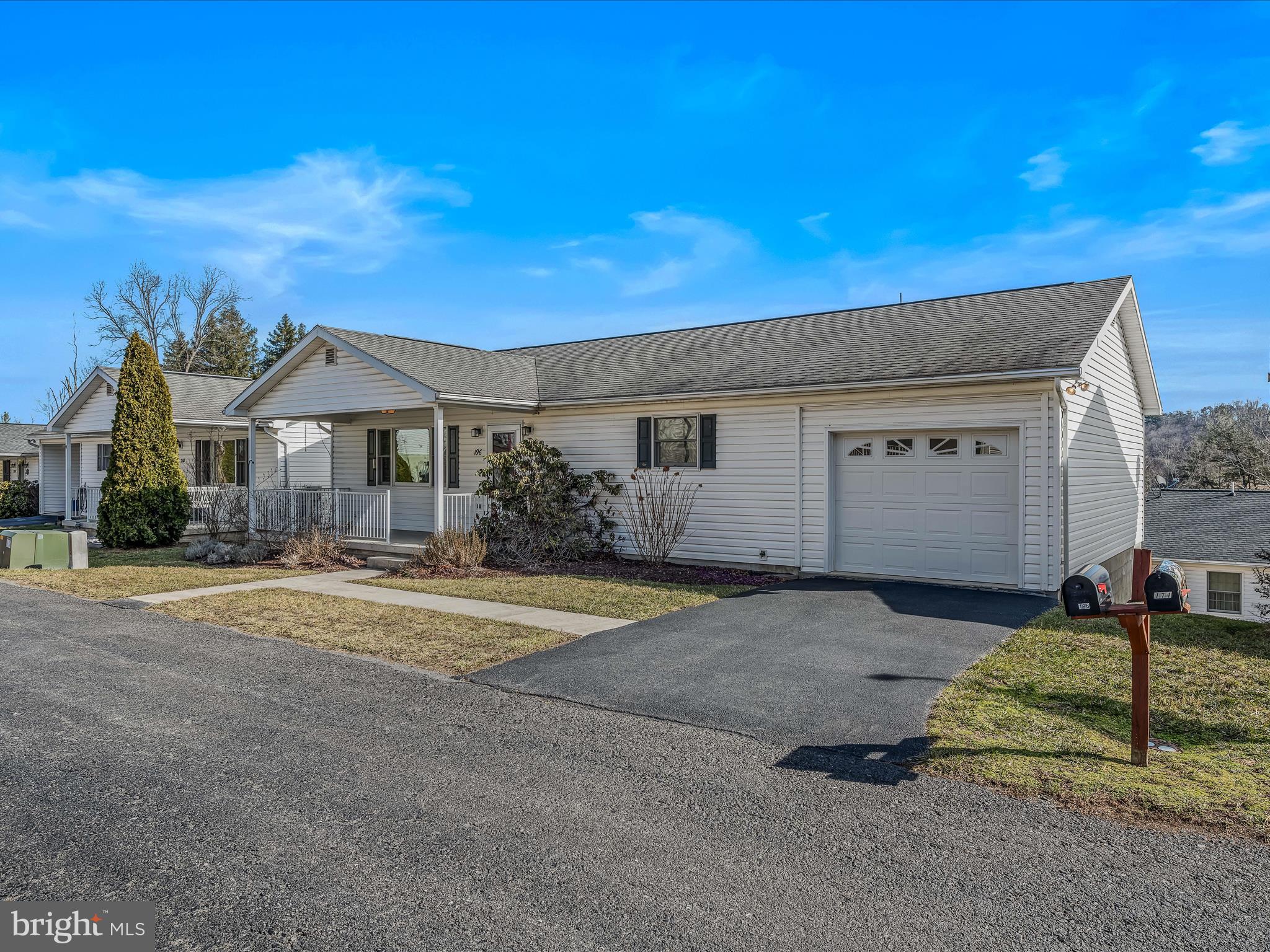 MORGAN TERRACE - Residential