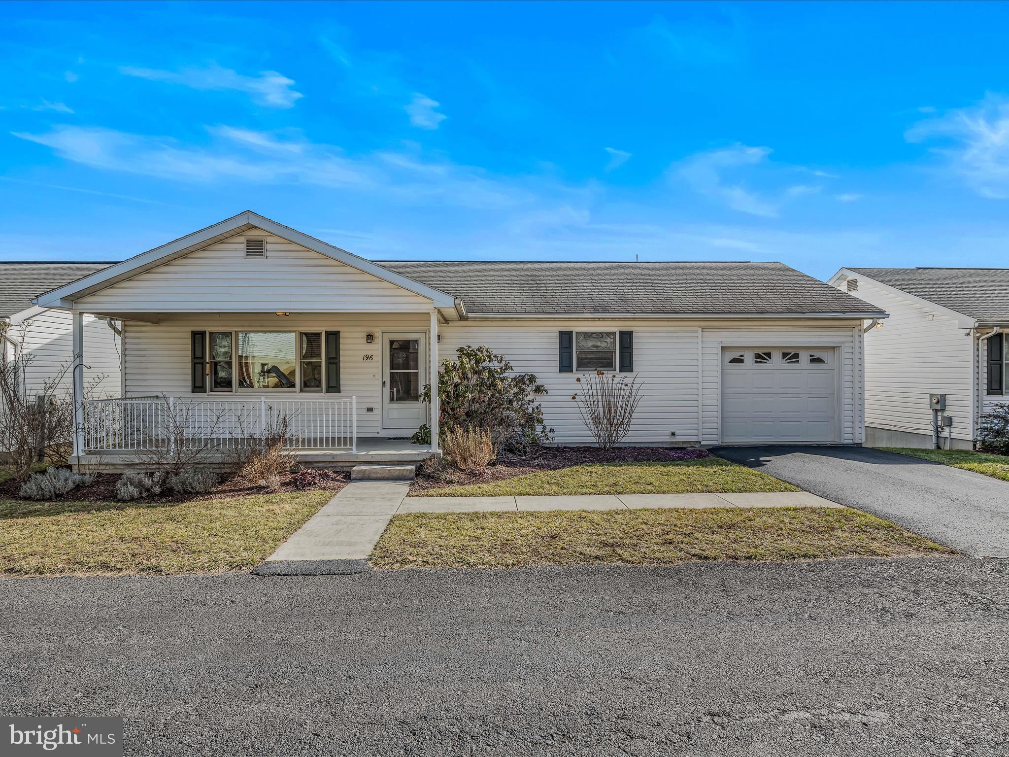 MORGAN TERRACE - Residential