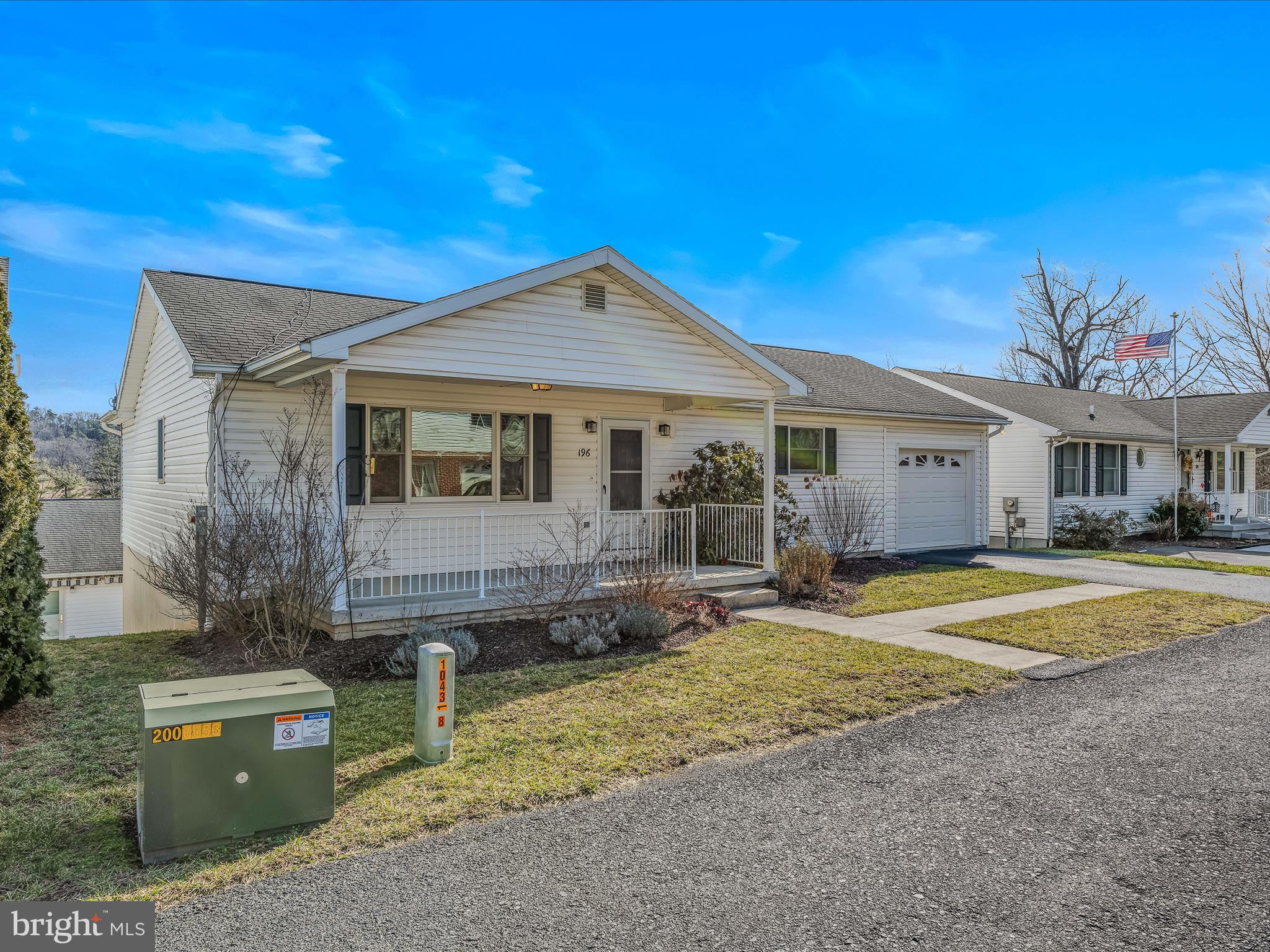 MORGAN TERRACE - Residential