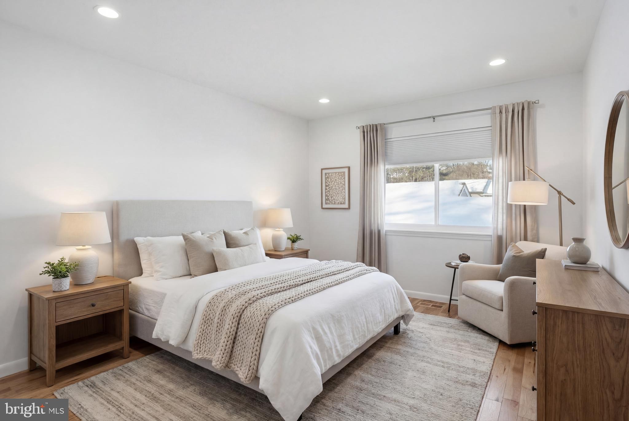 MAYS CHAPEL - Residential