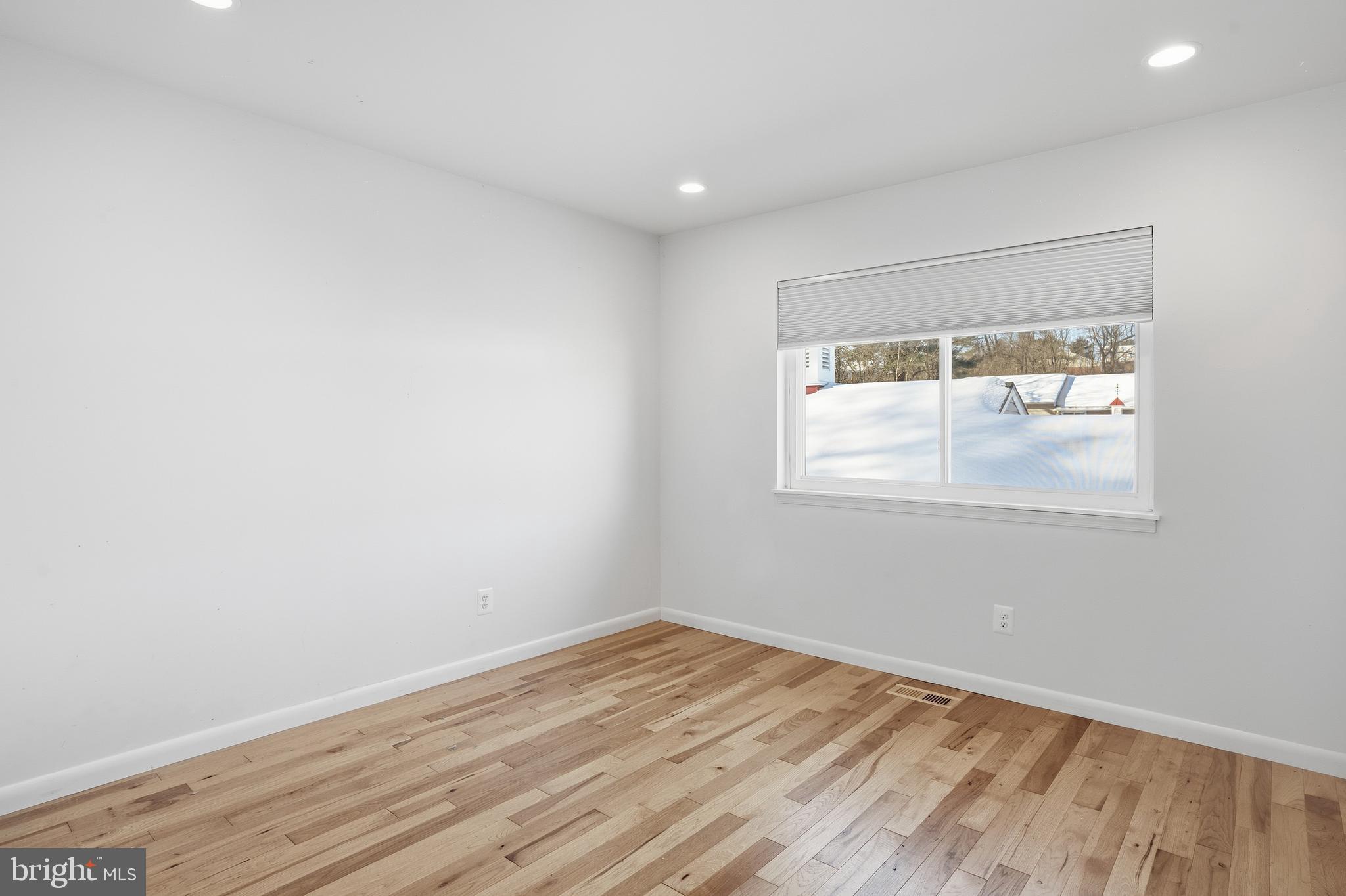 MAYS CHAPEL - Residential