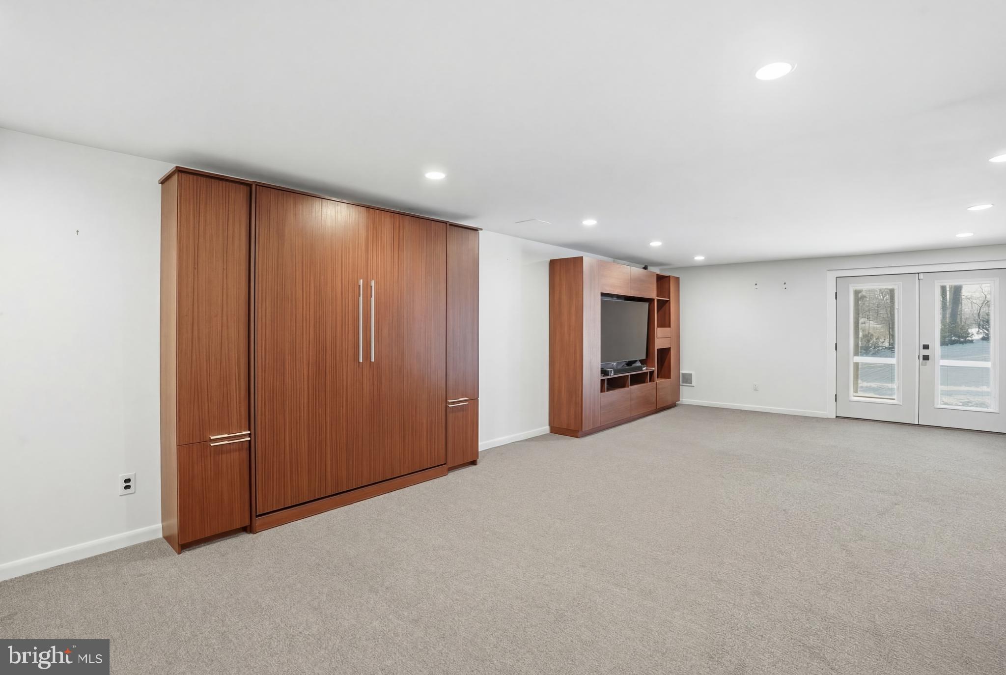 MAYS CHAPEL - Residential