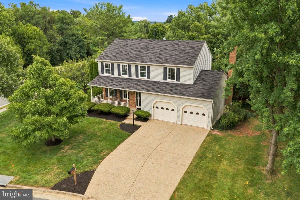 300 Helen Court, Sterling, VA 20164