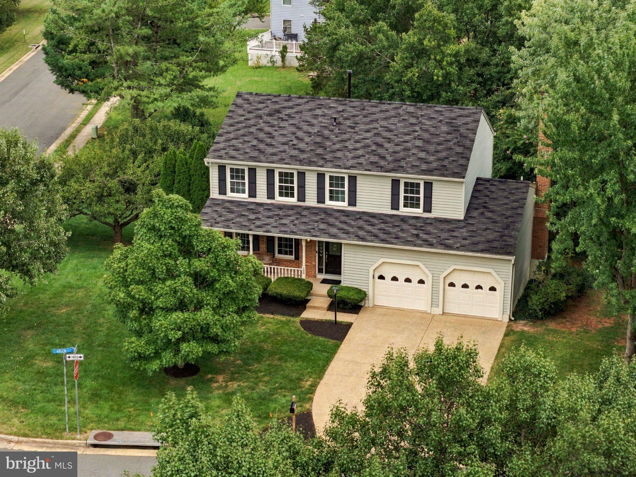 300 HELEN COURT