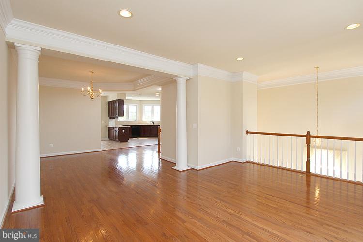 LANSDOWNE ON THE POTOMAC - Residential Lease