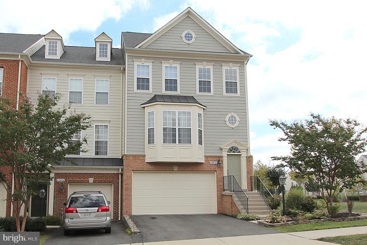 LANSDOWNE ON THE POTOMAC - Residential Lease