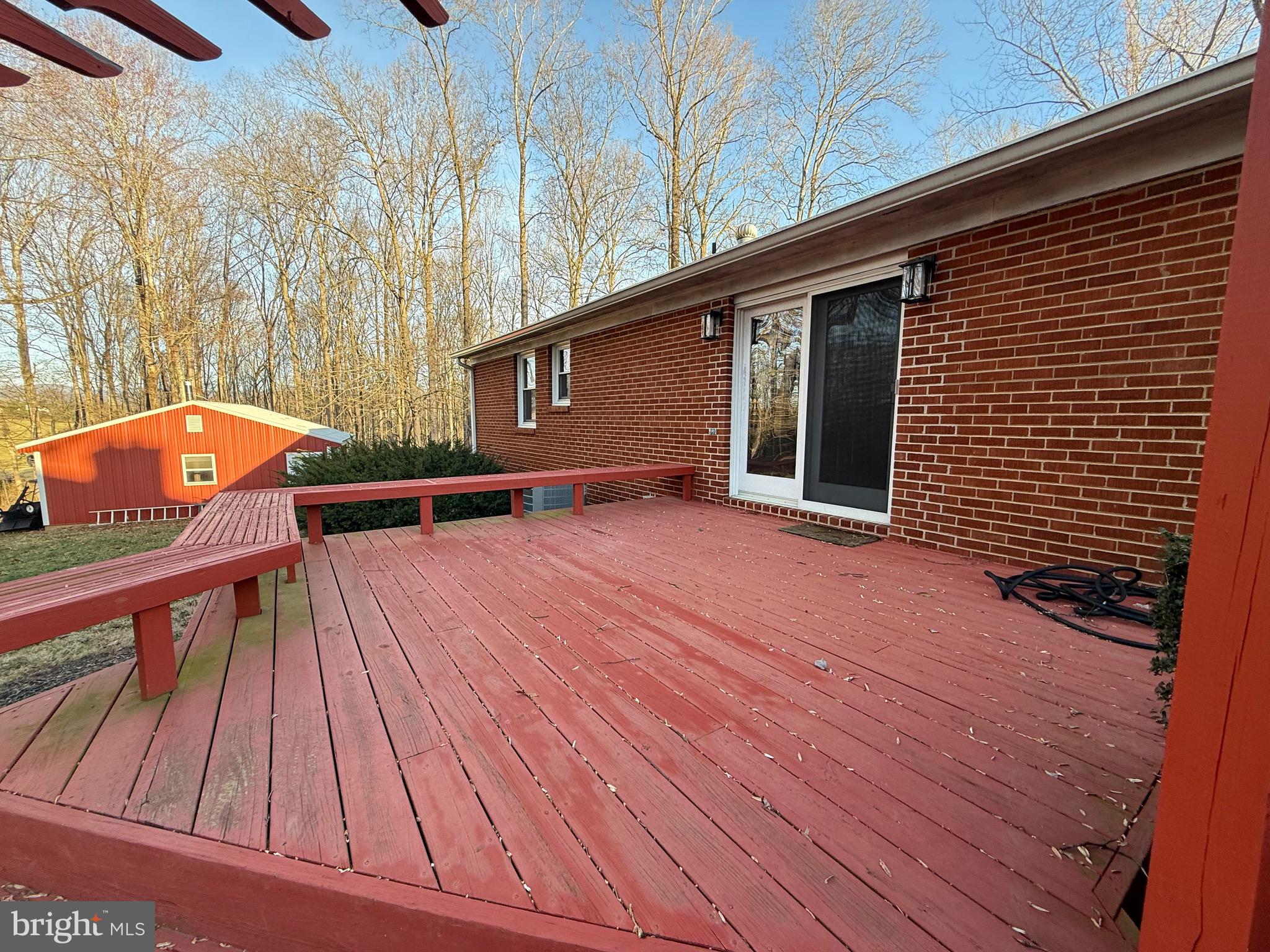 CRESTVIEW - Residential Lease