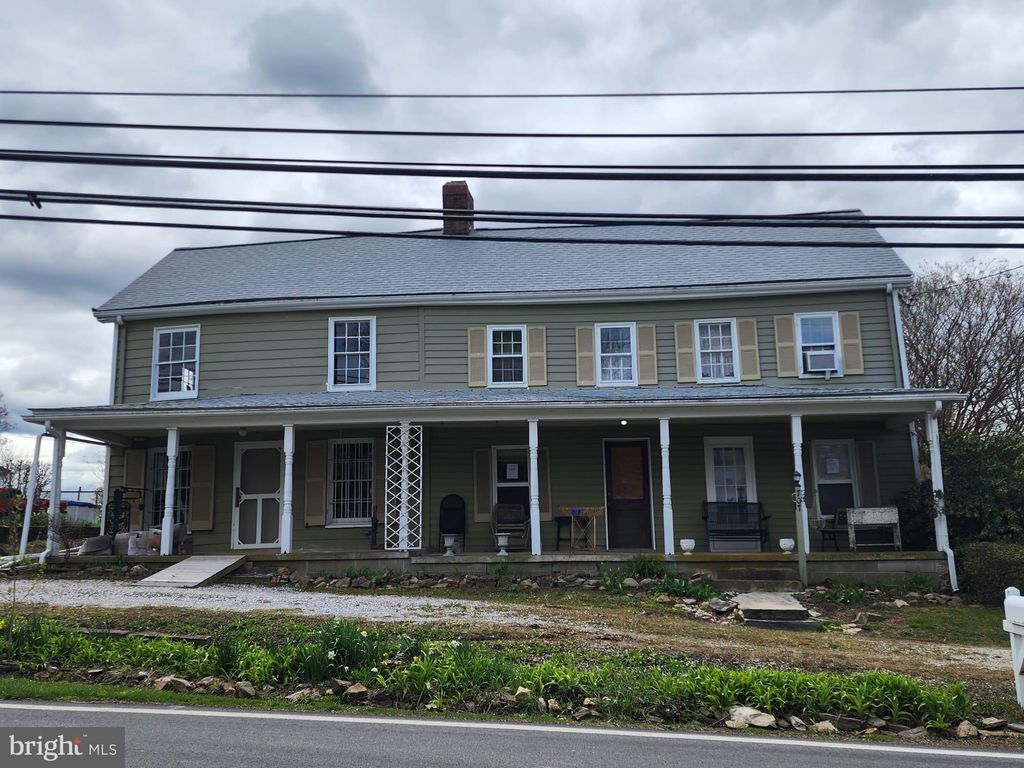 Photo of 707 Old Liberty Road, SYKESVILLE, MD 21784 (MLS # MDCR2030886)