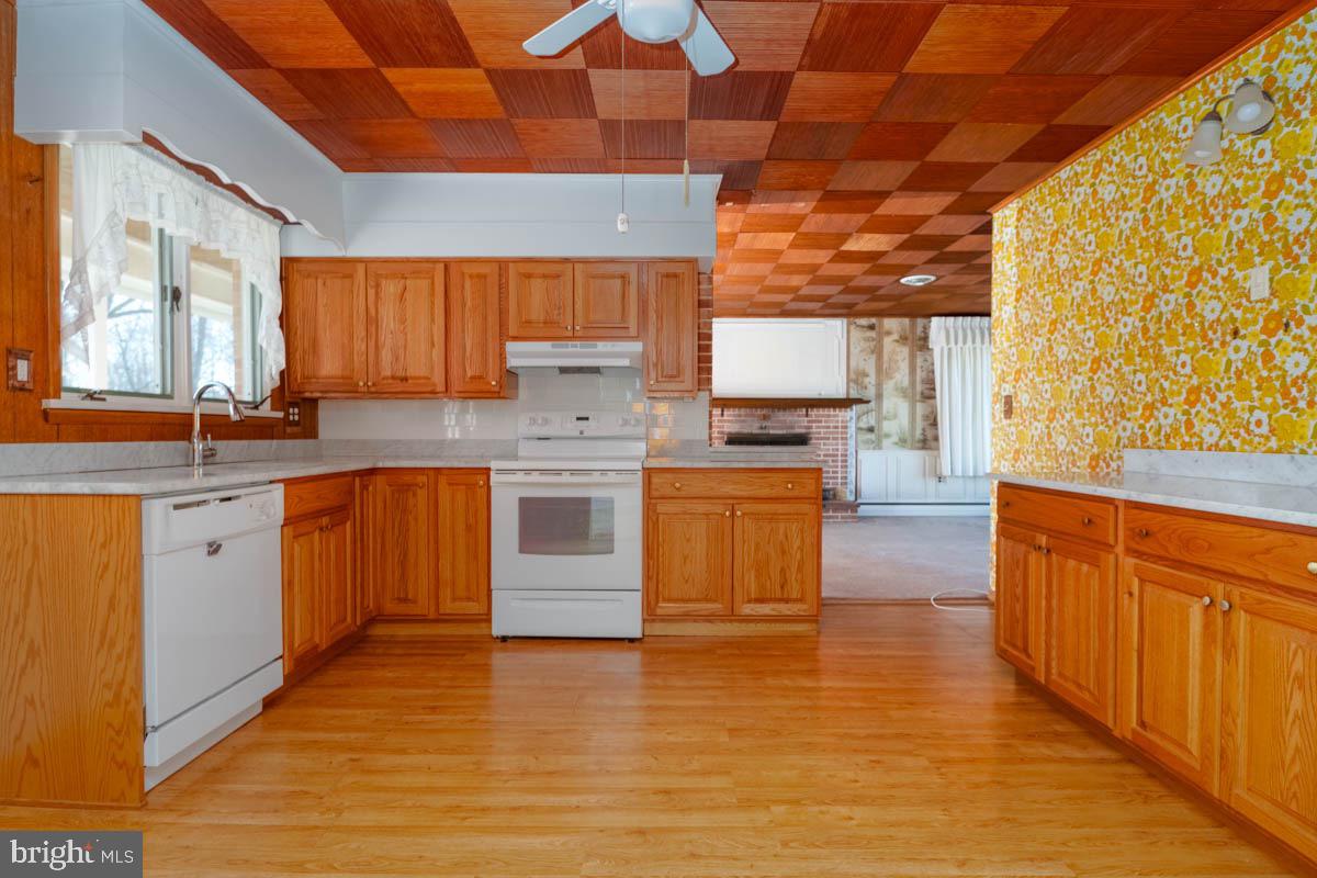 CARROLL MANOR - Residential