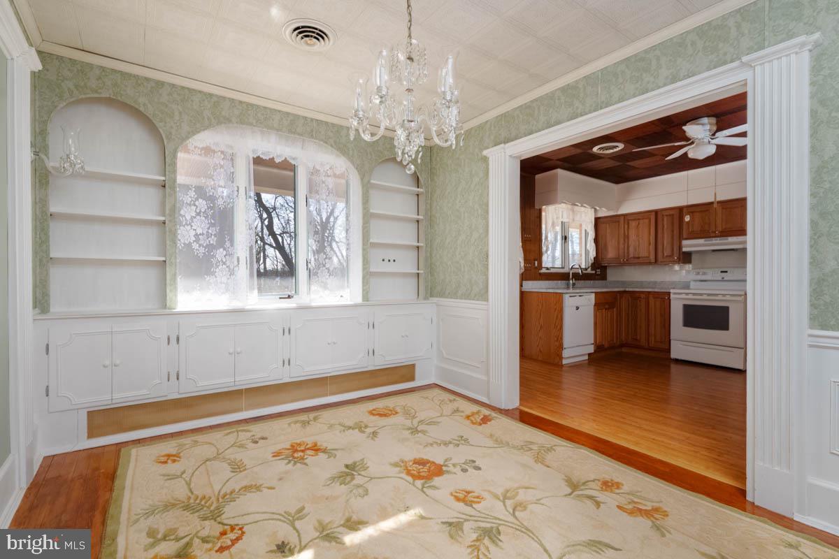 CARROLL MANOR - Residential